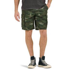 Lee Men's Dakota Cargo Short, Size 38, Relaxed Fit, Mid Rise, 10" inseam, Camo